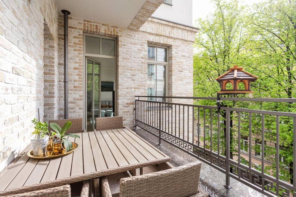 וילנה Jogailos Residence Peaceful Old Town Luxury 3 Bdr, 2 Bthr, Free Garage, Top-Speed Wifi מראה חיצוני תמונה
