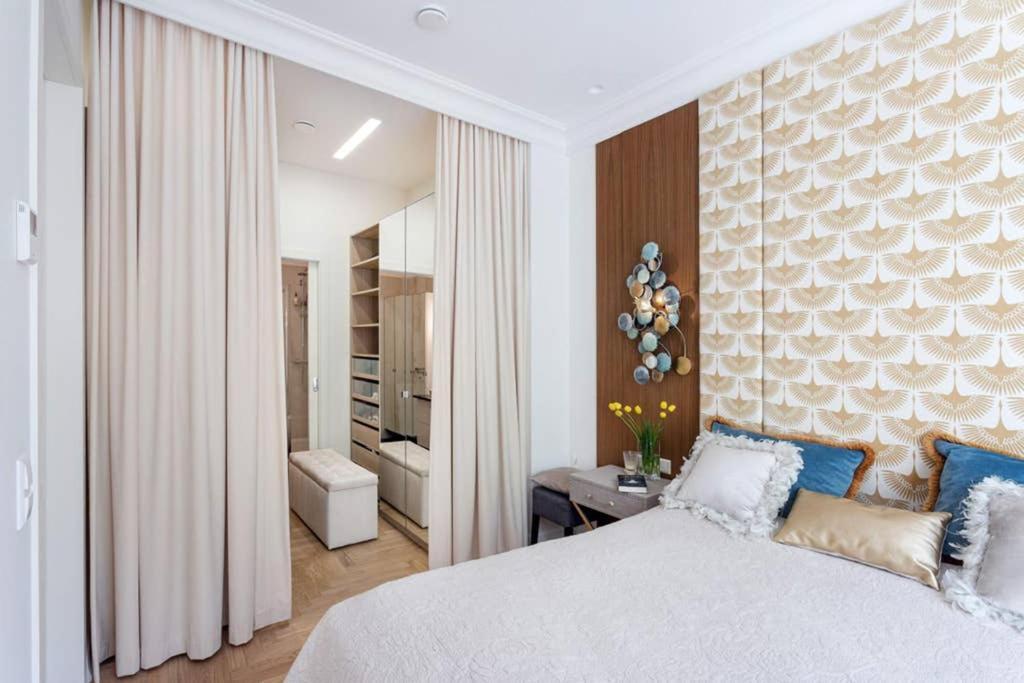 וילנה Jogailos Residence Peaceful Old Town Luxury 3 Bdr, 2 Bthr, Free Garage, Top-Speed Wifi מראה חיצוני תמונה