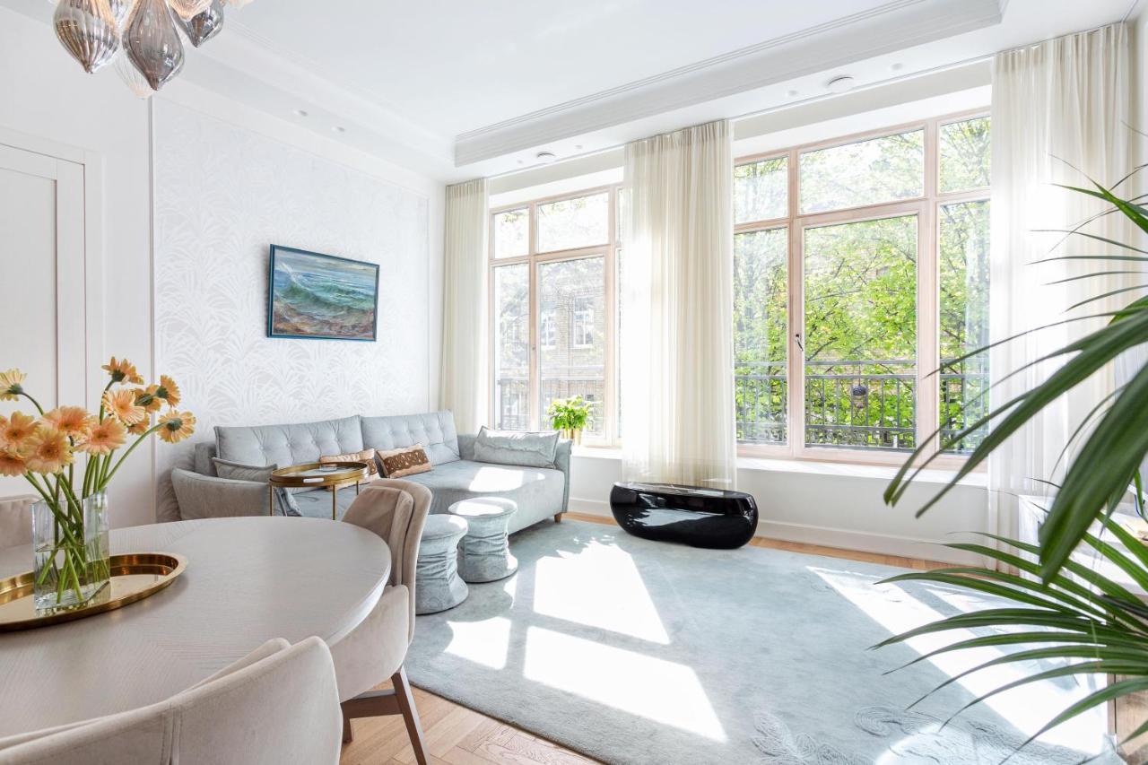 וילנה Jogailos Residence Peaceful Old Town Luxury 3 Bdr, 2 Bthr, Free Garage, Top-Speed Wifi מראה חיצוני תמונה
