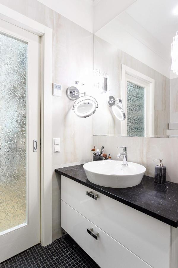 וילנה Jogailos Residence Peaceful Old Town Luxury 3 Bdr, 2 Bthr, Free Garage, Top-Speed Wifi מראה חיצוני תמונה